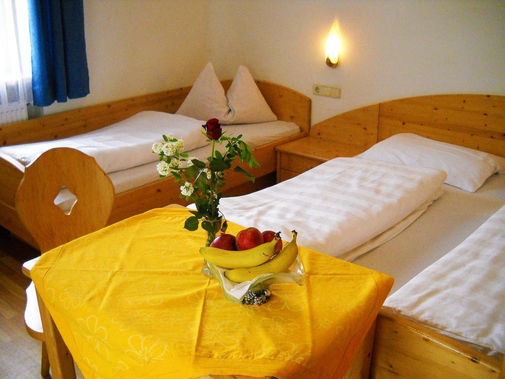 Gasthof Hohenbichl Terento Room photo